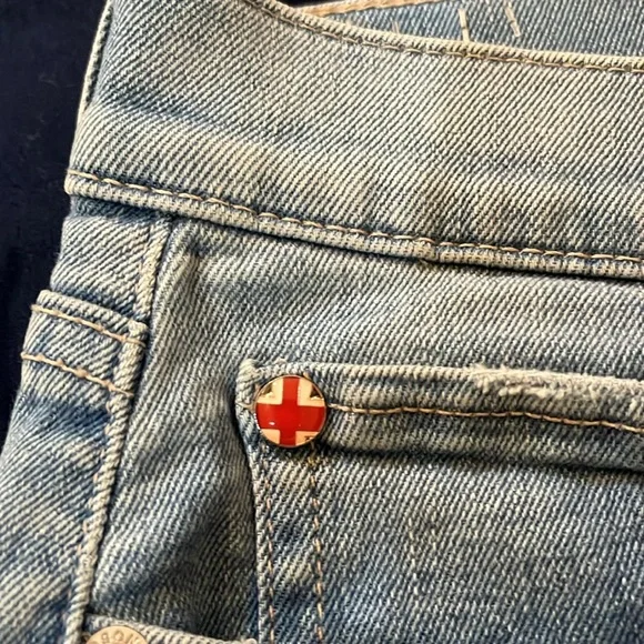 HUDSON NOA Mid Rise Straight Crop (NWT) 32/14 - Picture 4 of 7